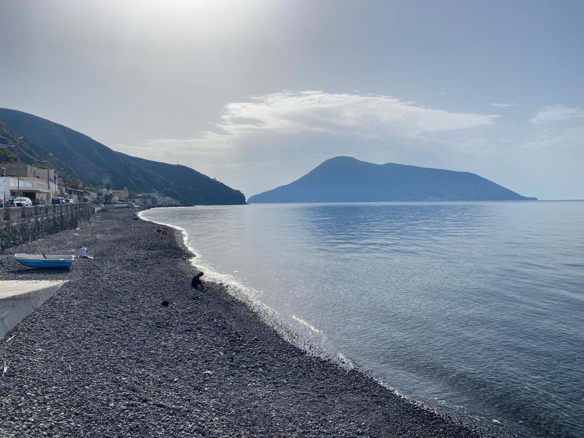 Apartamento Lipari Centro Storico Flat 7 Mins From Port Exterior foto